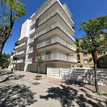 New Residence R1 - Agenzia Cocal Каорле Екстериор снимка